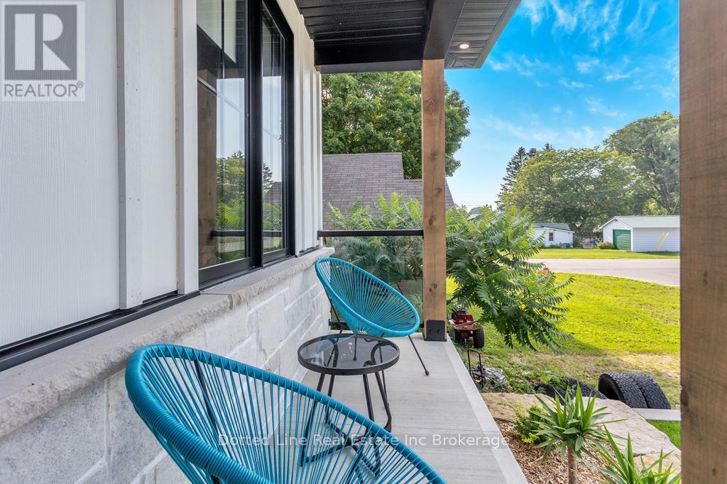 4 Charles Court, Bayham (Port Burwell), Ontario  N0J 1T0 - Photo 4 - X12323659