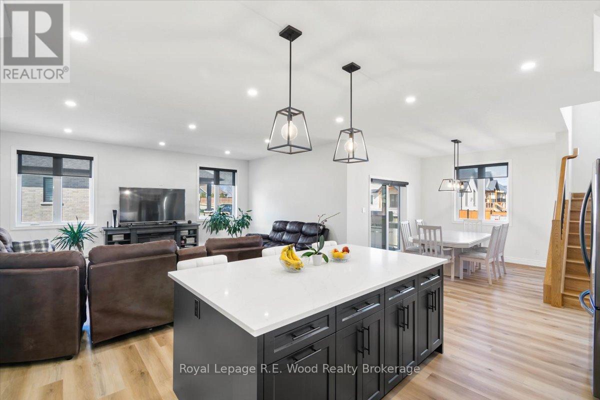 39 Herb Street, Norwich (Norwich Town), Ontario  N0J 1P0 - Photo 12 - X12323986