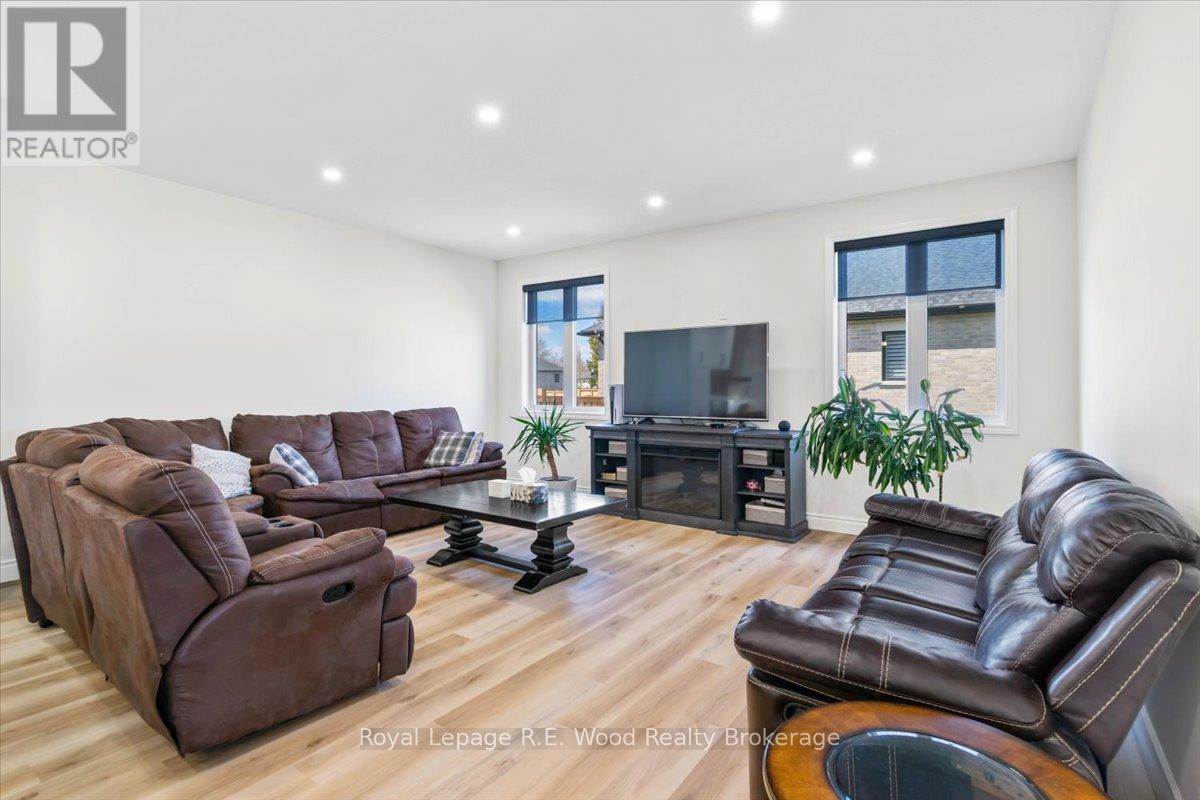 39 Herb Street, Norwich (Norwich Town), Ontario  N0J 1P0 - Photo 16 - X12323986