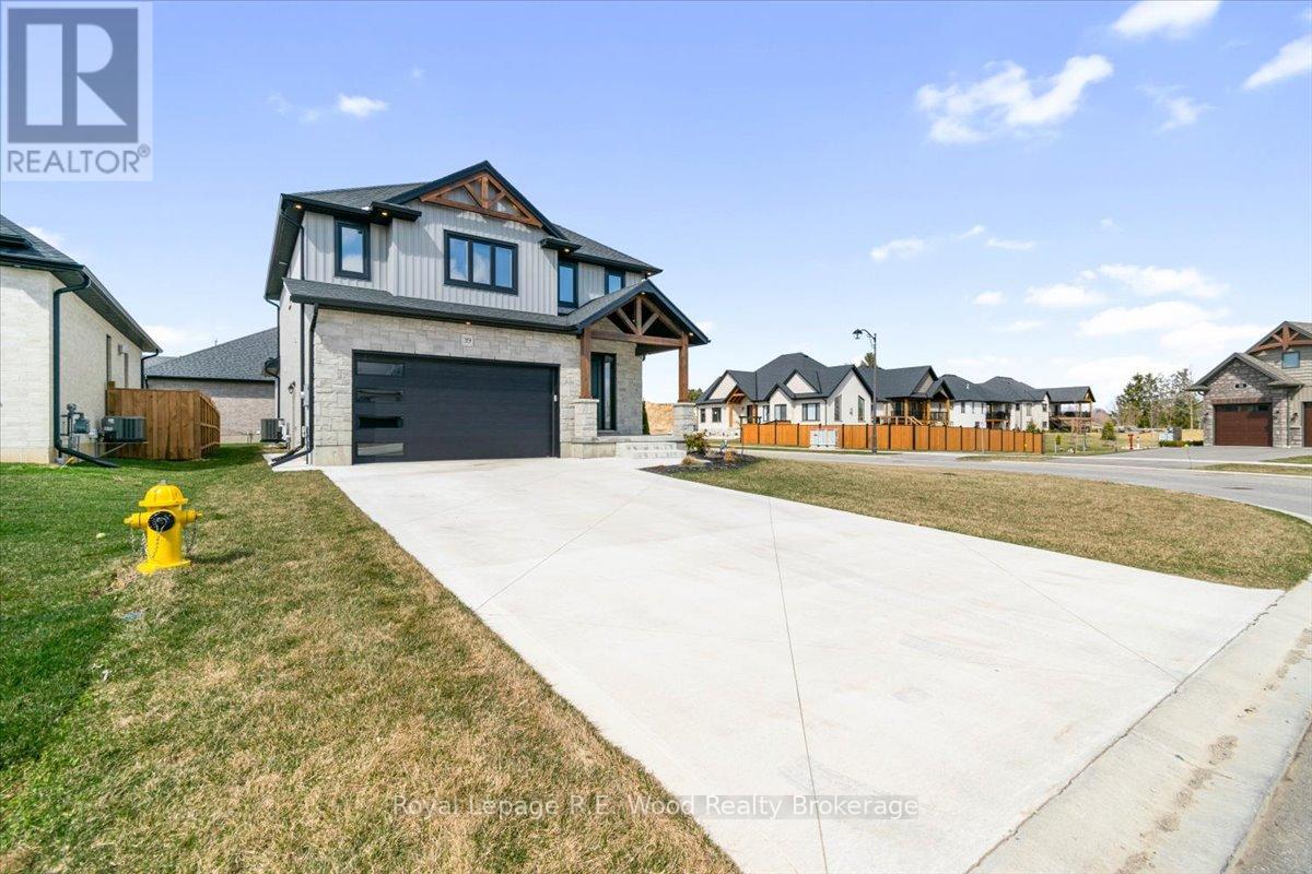 39 Herb Street, Norwich (Norwich Town), Ontario  N0J 1P0 - Photo 3 - X12323986