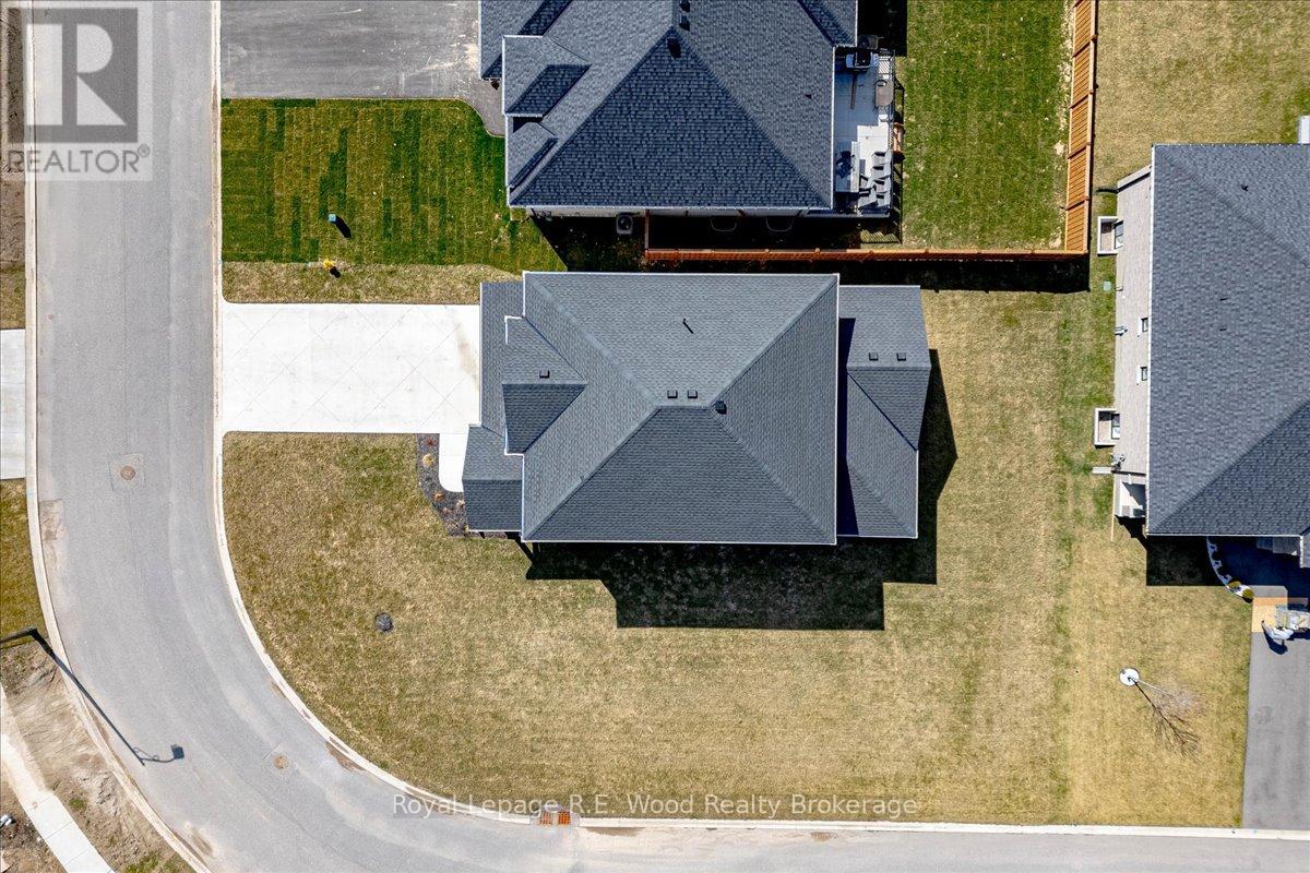 39 Herb Street, Norwich (Norwich Town), Ontario  N0J 1P0 - Photo 42 - X12323986