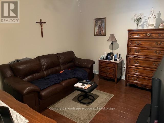 1 - 21 Balazs Court, Tillsonburg, Ontario  N4G 5W6 - Photo 10 - X12350572