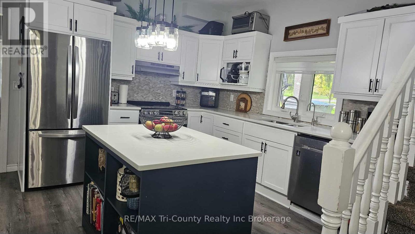 27 Harpurhey Road, Huron East (Harpurhey Village), Ontario  N0K 1W0 - Photo 7 - X12376079