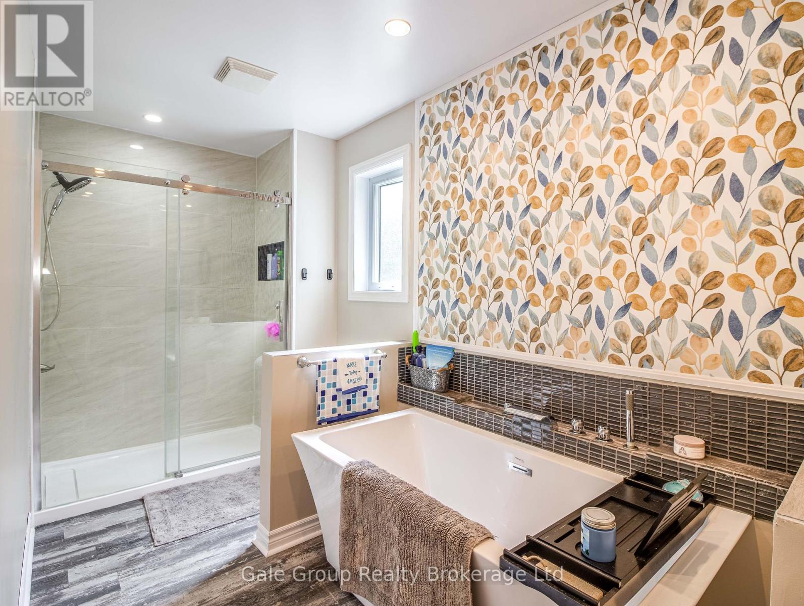 1048 County Rd 28 Road, Norfolk (Frogmore), Ontario  N0E 1G0 - Photo 18 - X12377755