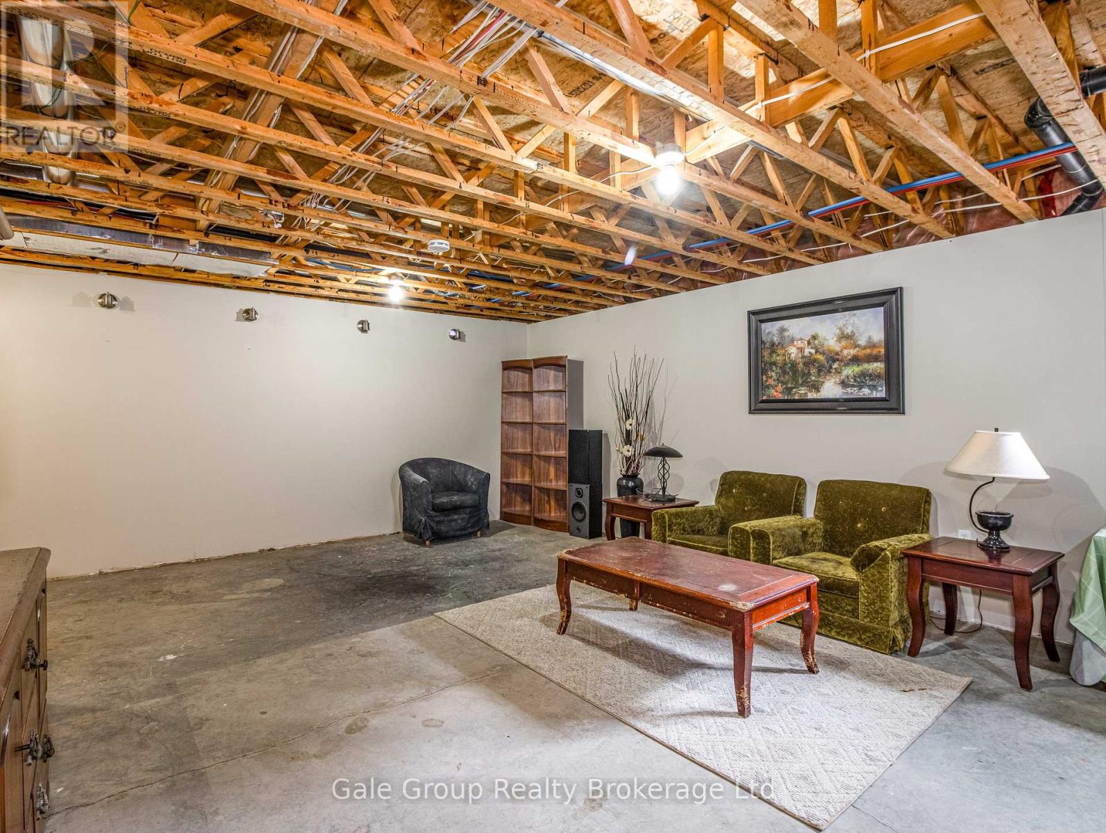 1048 County Rd 28 Road, Norfolk (Frogmore), Ontario  N0E 1G0 - Photo 25 - X12377755