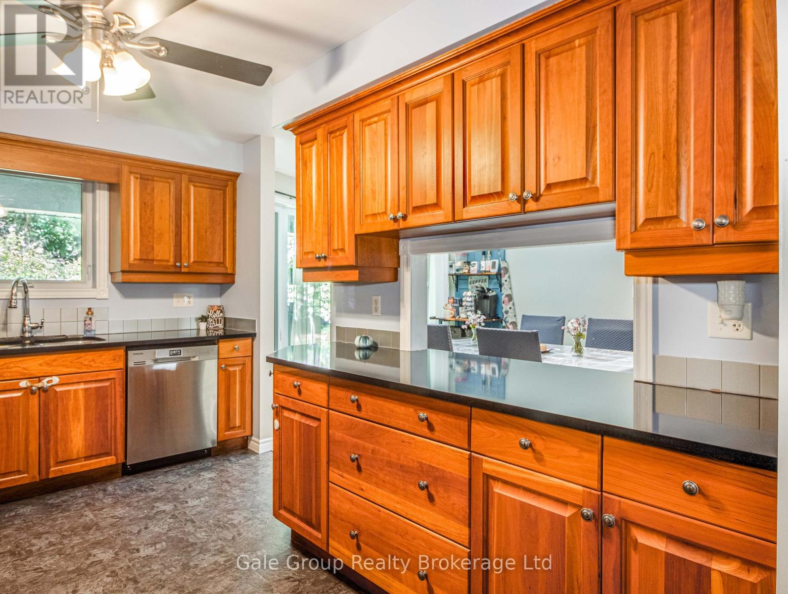 1048 County Rd 28 Road, Norfolk (Frogmore), Ontario  N0E 1G0 - Photo 8 - X12377755