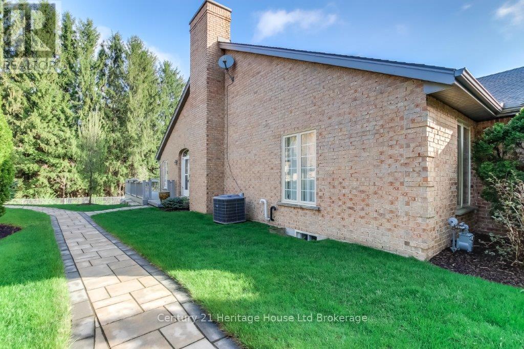 675 Lansdowne Avenue, Woodstock (Woodstock - North), Ontario  N4T 1K3 - Photo 39 - X12382339