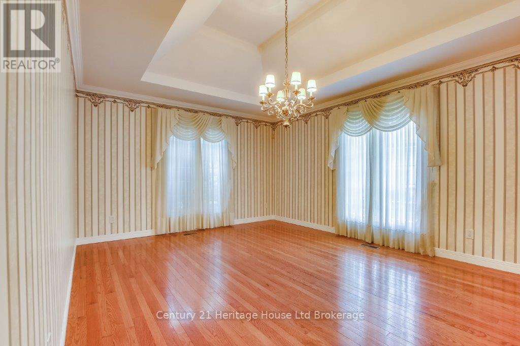 675 Lansdowne Avenue, Woodstock (Woodstock - North), Ontario  N4T 1K3 - Photo 8 - X12382339