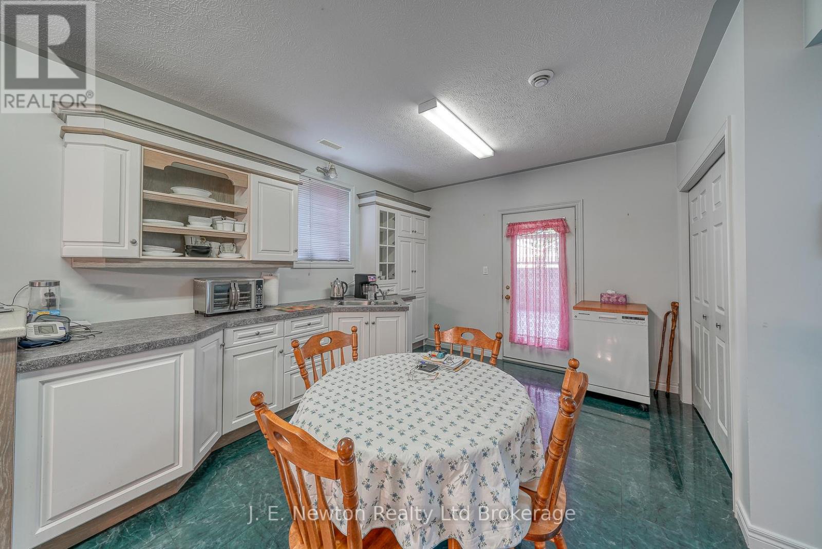 356 Broadway Street, Tillsonburg, Ontario  N4G 3S3 - Photo 27 - X12388690