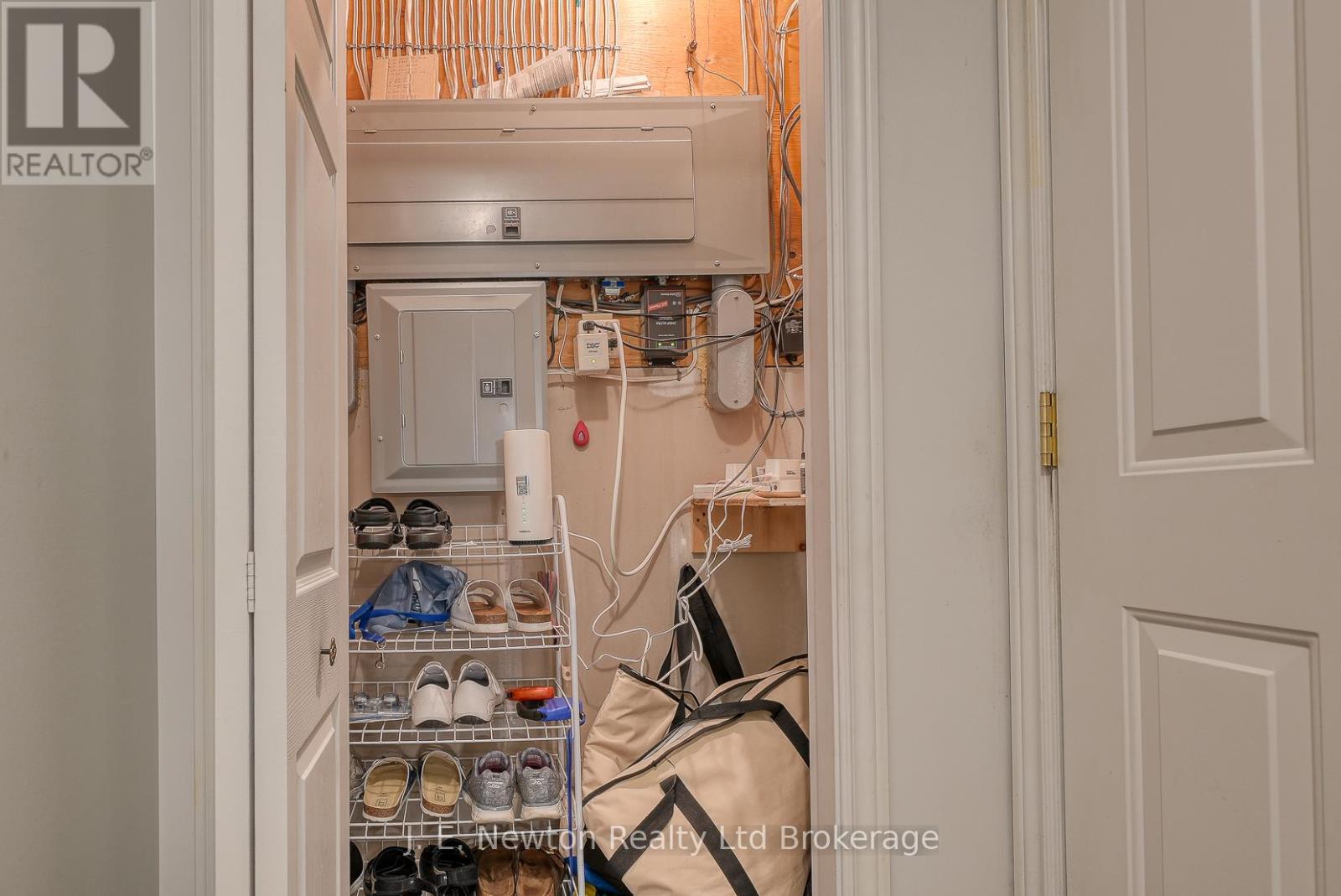 356 Broadway Street, Tillsonburg, Ontario  N4G 3S3 - Photo 34 - X12388690