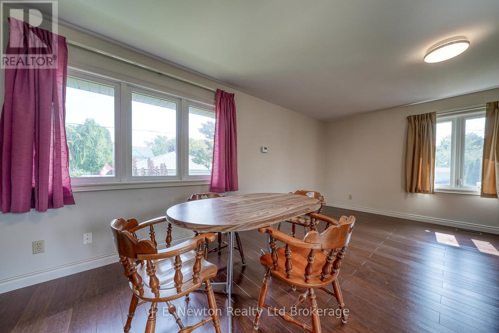 356 Broadway Street, Tillsonburg, Ontario  N4G 3S3 - Photo 39 - X12388690