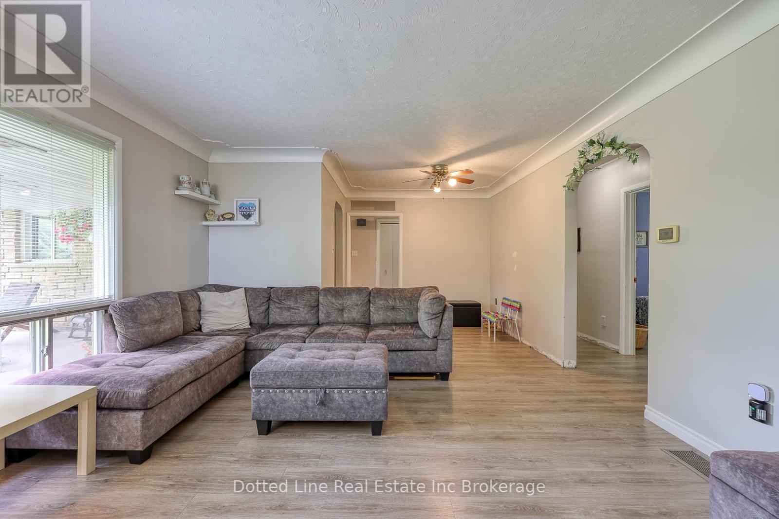 1424 Burford-Delhi Townline, Norfolk, Ontario  N0E 1R0 - Photo 21 - X12393269