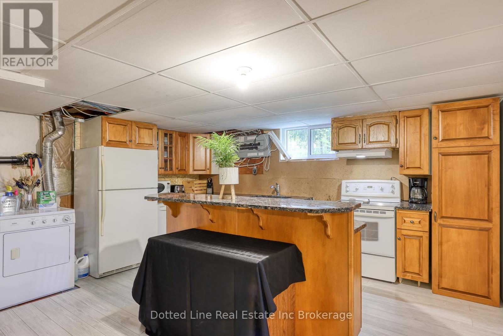 1424 Burford-Delhi Townline, Norfolk, Ontario  N0E 1R0 - Photo 35 - X12393269