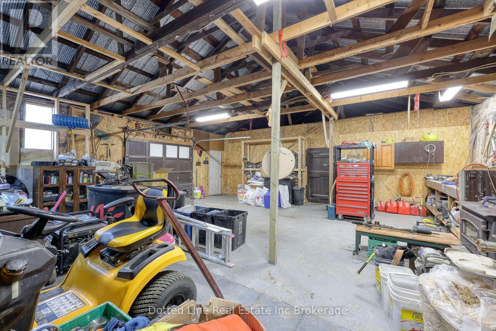 1424 Burford-Delhi Townline, Norfolk, Ontario  N0E 1R0 - Photo 46 - X12393269