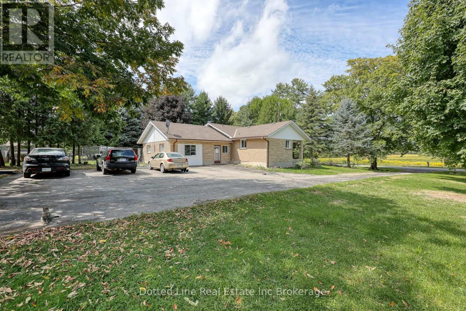 1424 Burford-Delhi Townline, Norfolk, Ontario  N0E 1R0 - Photo 8 - X12393269