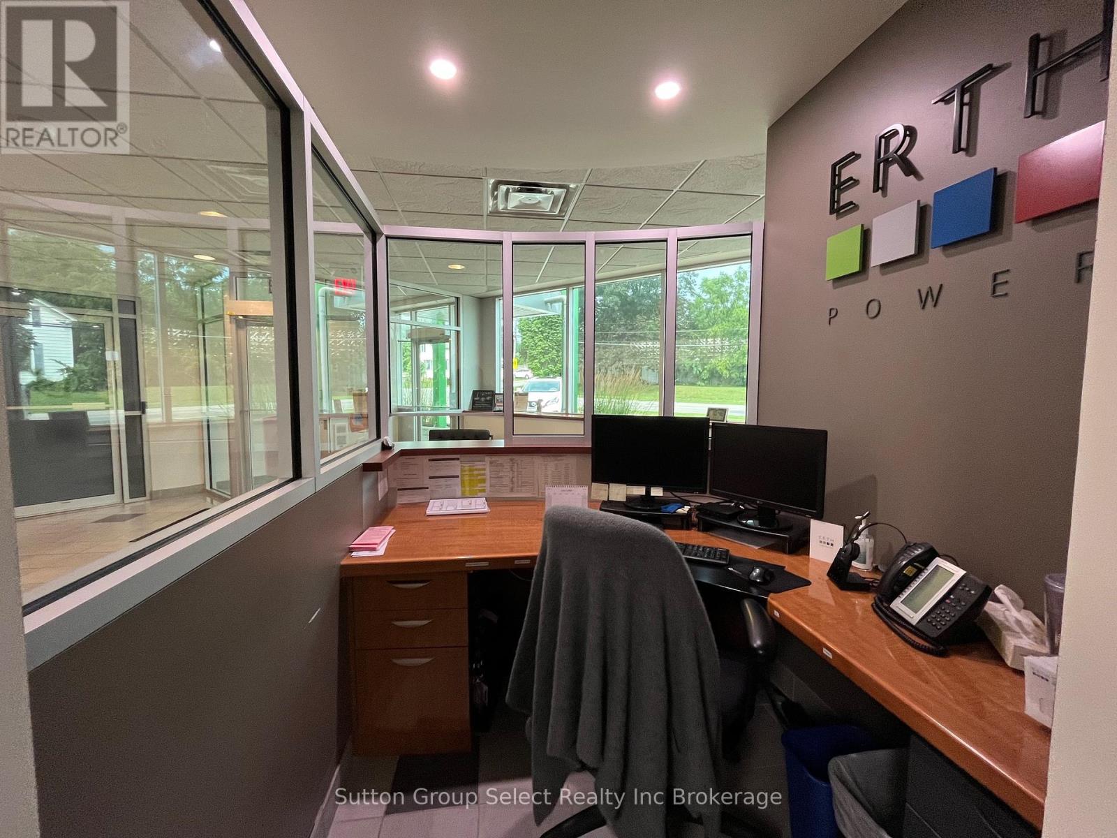 143 Bell Street E, Ingersoll (Ingersoll - North), Ontario  N5C 2N9 - Photo 7 - X12396036