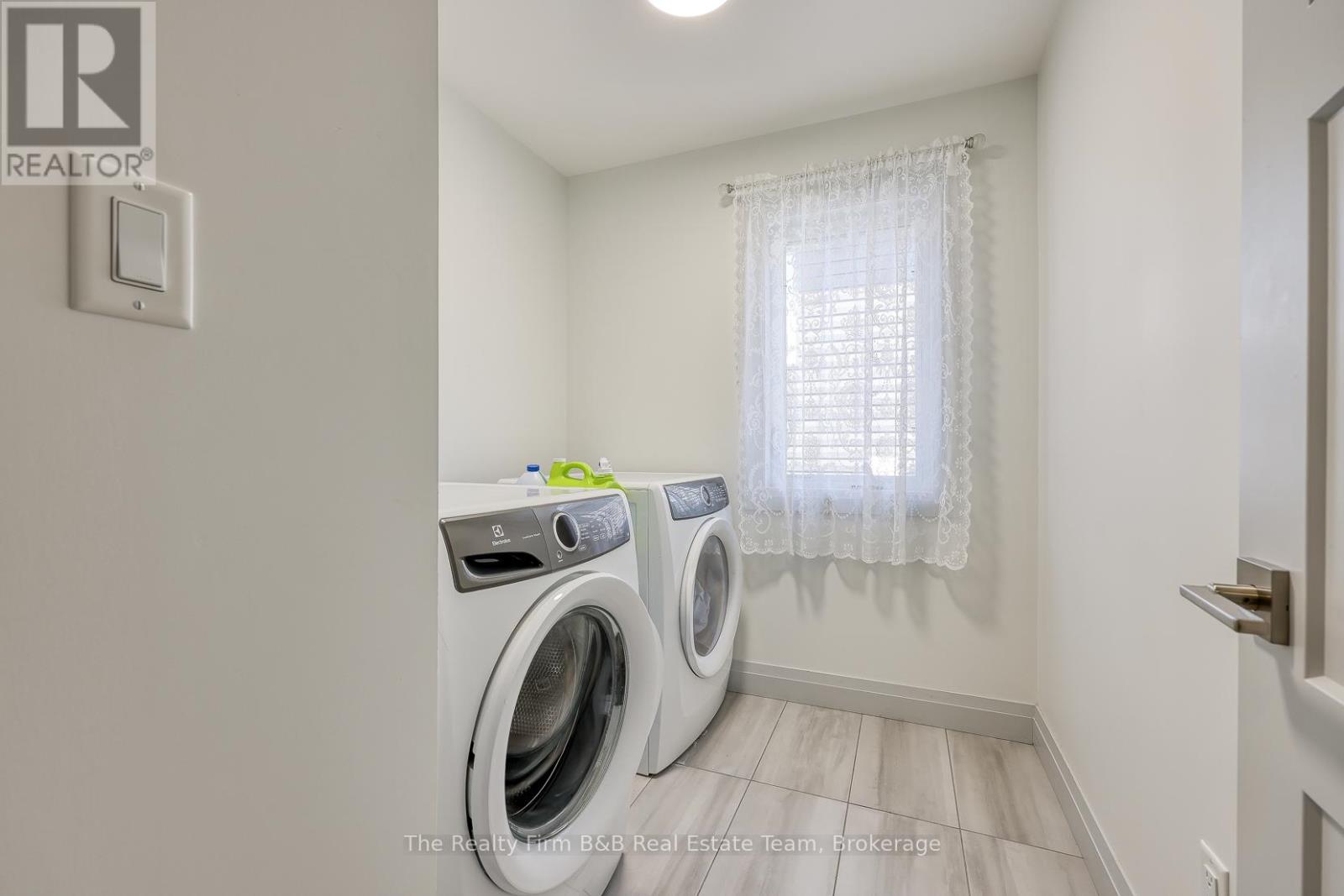 42 Peggy Avenue, South-West Oxford (Mount Elgin), Ontario  N0J 1N0 - Photo 39 - X12396263