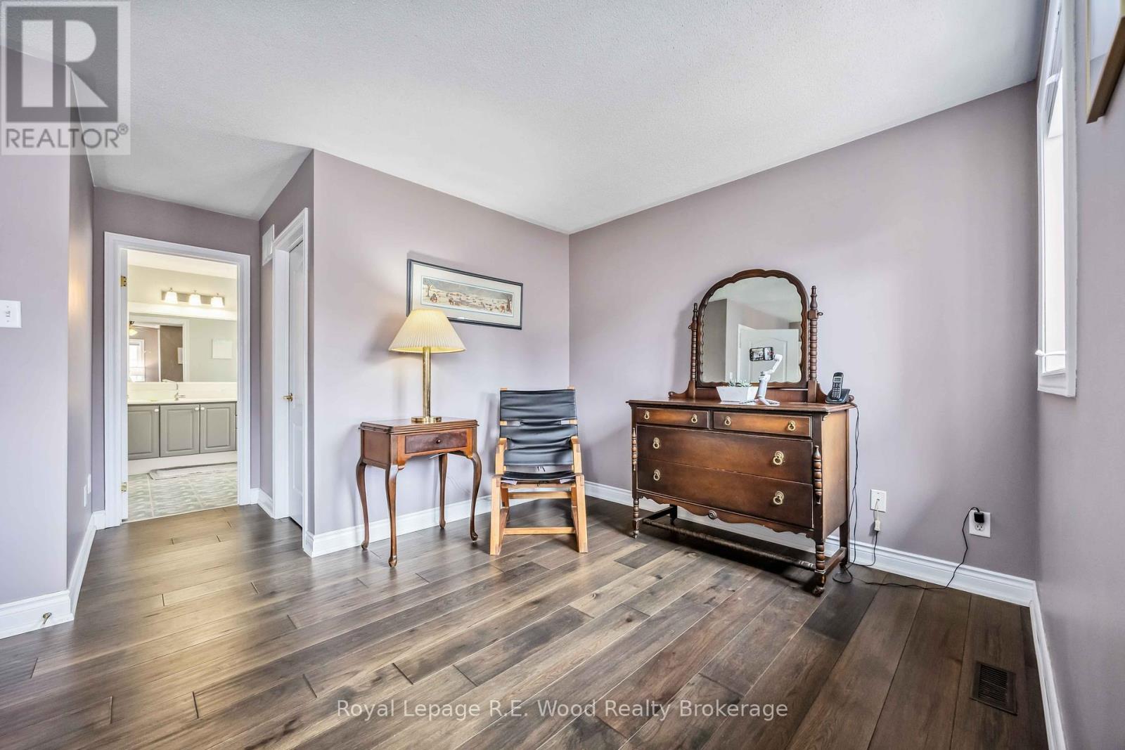 3 Lorwood Court, Richmond Hill (Oak Ridges), Ontario  L4E 3W3 - Photo 21 - N12396417