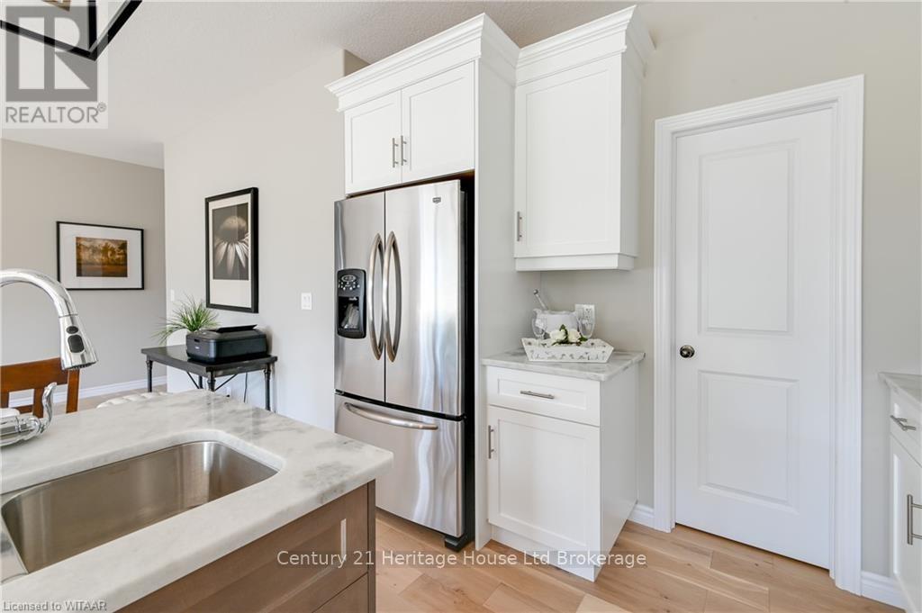 46 Matheson Crescent, East Zorra-Tavistock (Innerkip), Ontario  N0J 1M0 - Photo 13 - X12396835