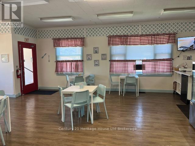 9240 Plank Road, Bayham (Straffordville), Ontario  N0J 1Y0 - Photo 9 - X12397793