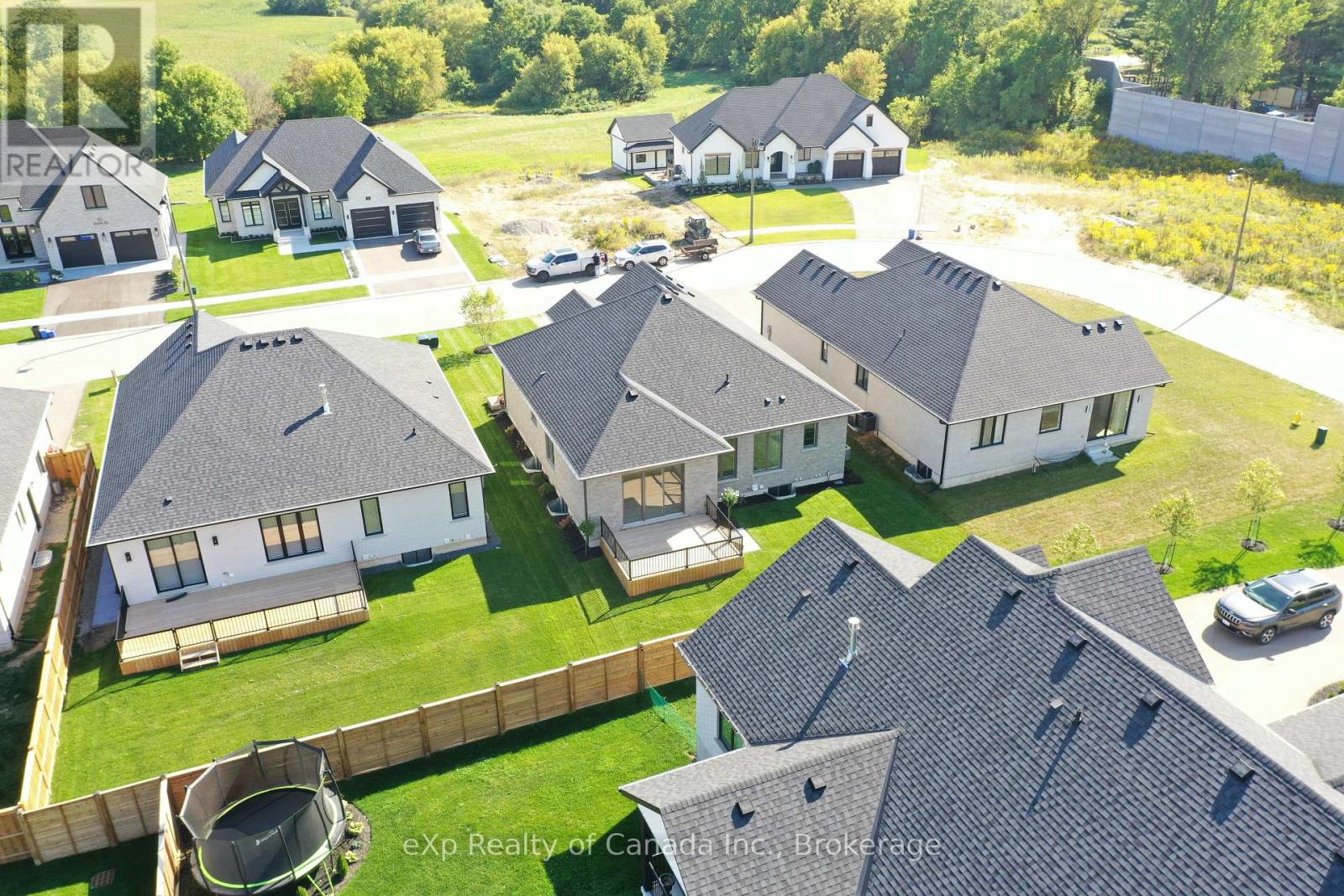 53 Herb Street, Norwich (Norwich Town), Ontario  N0J 1P0 - Photo 5 - X12403411