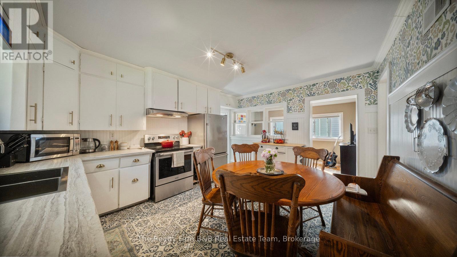 94 Woodstock Street N, East Zorra-Tavistock (Tavistock), Ontario  N0B 2R0 - Photo 17 - X12406768