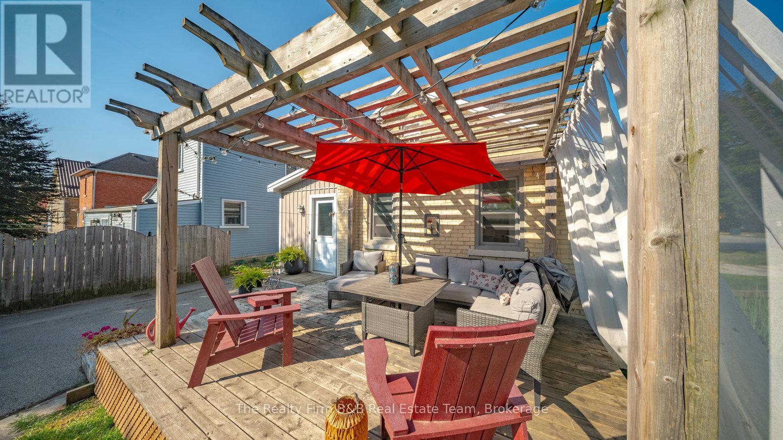 94 Woodstock Street N, East Zorra-Tavistock (Tavistock), Ontario  N0B 2R0 - Photo 34 - X12406768