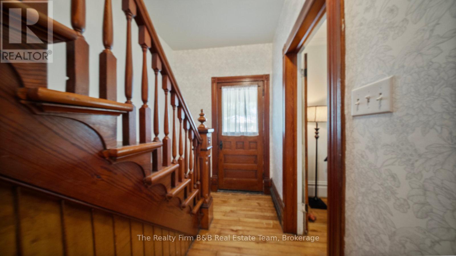 94 Woodstock Street N, East Zorra-Tavistock (Tavistock), Ontario  N0B 2R0 - Photo 8 - X12406768