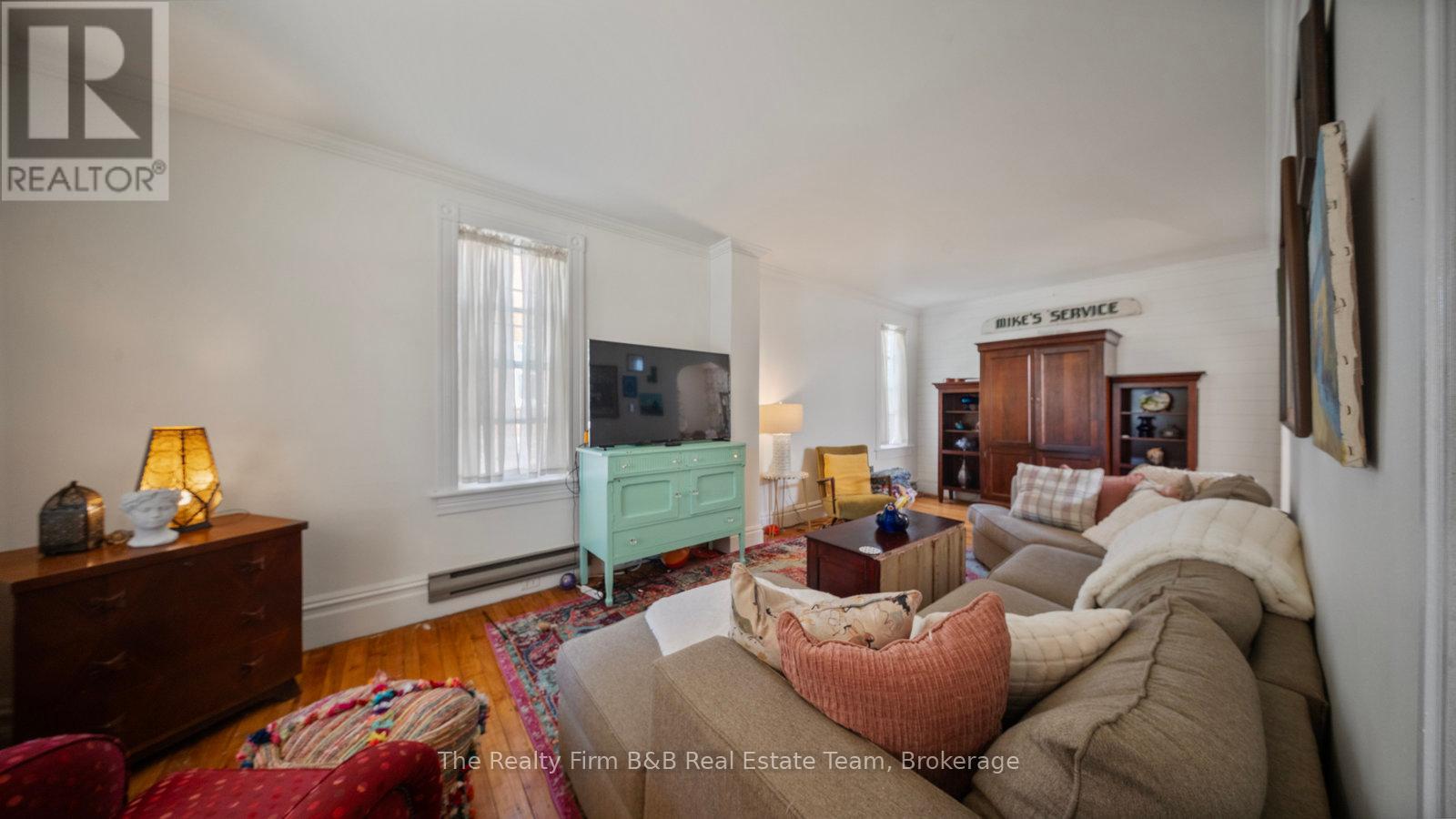 94 Woodstock Street N, East Zorra-Tavistock (Tavistock), Ontario  N0B 2R0 - Photo 9 - X12406768