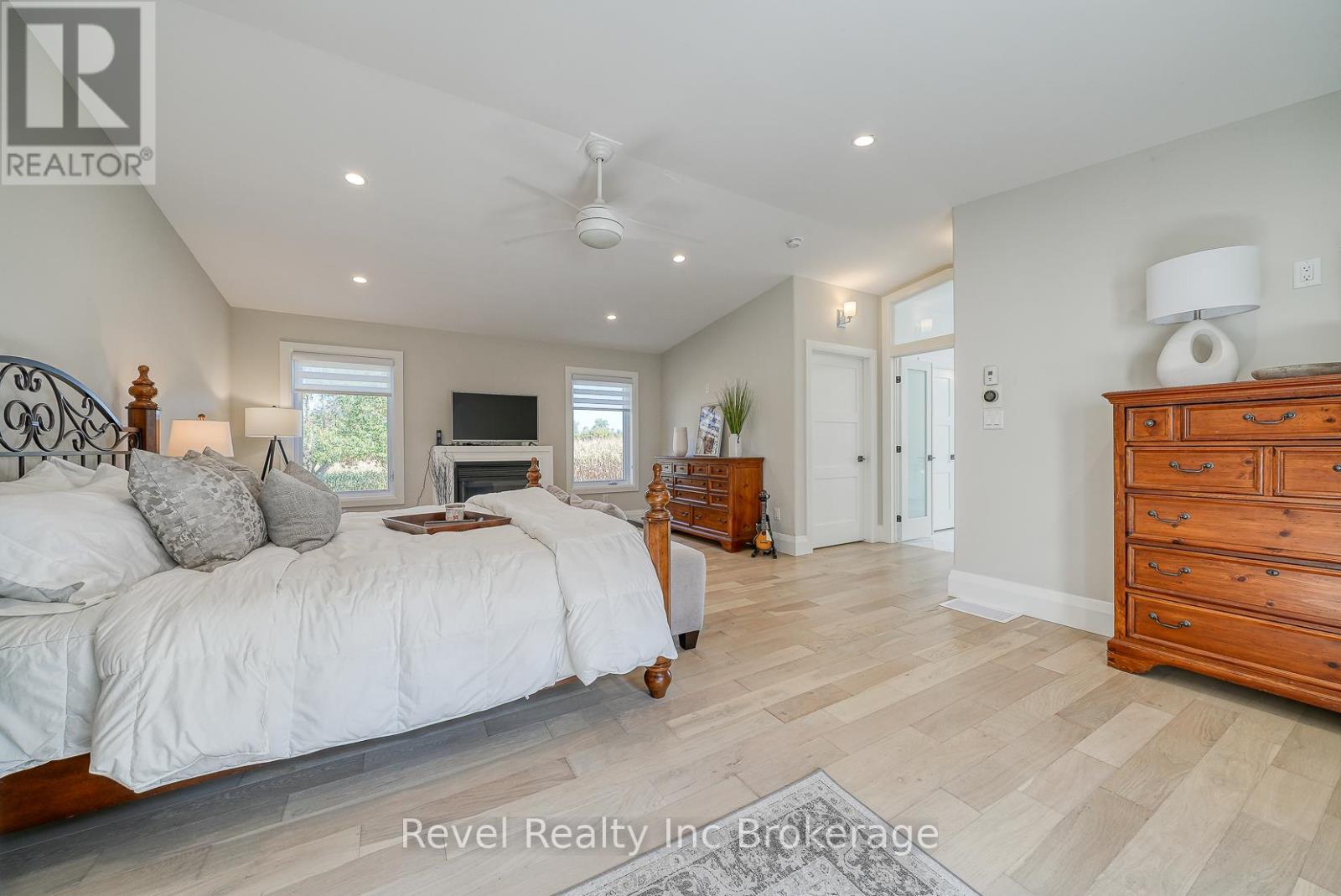 403269 Robinson Road, South-West Oxford, Ontario  N5C 3J7 - Photo 18 - X12408679