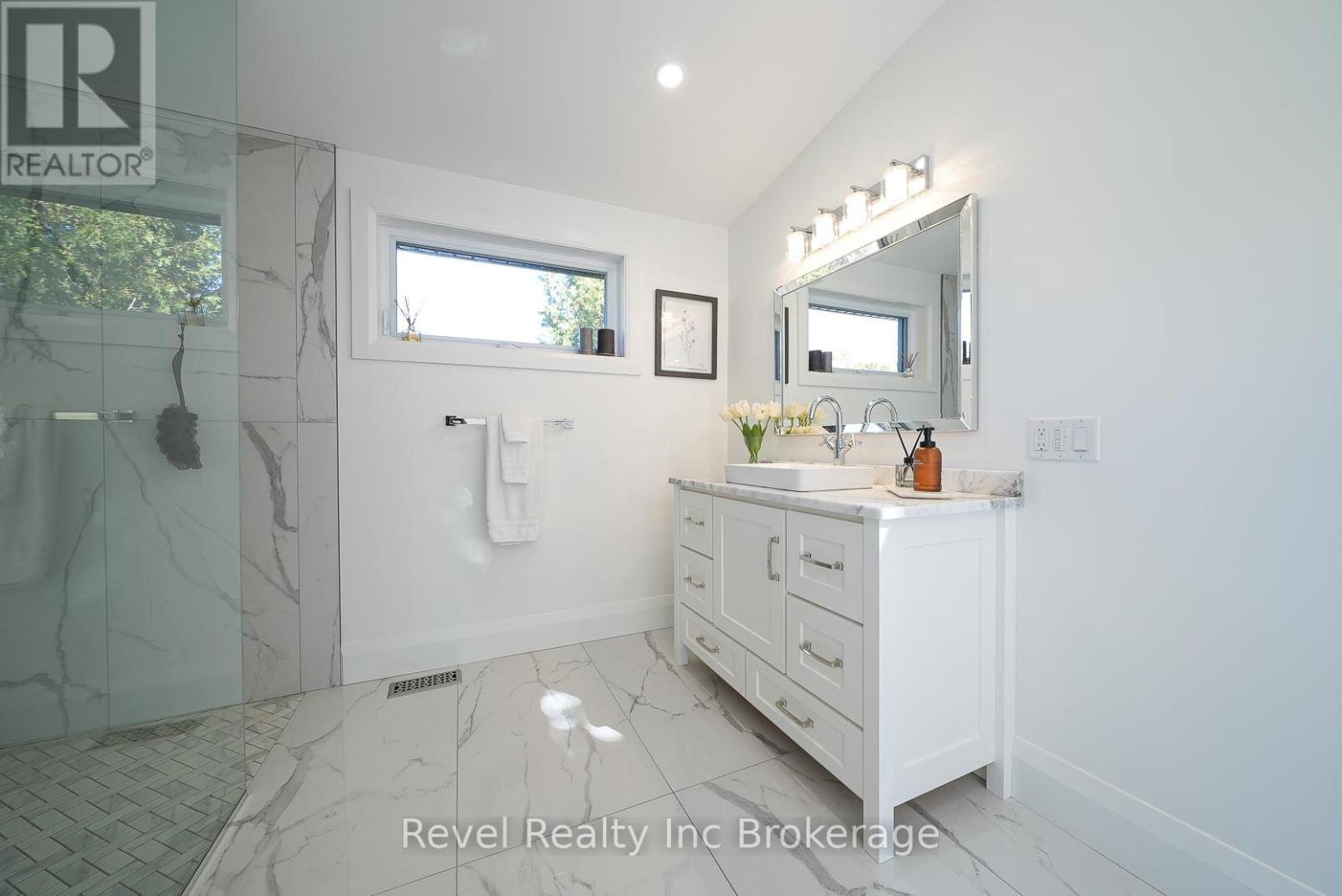 403269 Robinson Road, South-West Oxford, Ontario  N5C 3J7 - Photo 22 - X12408793