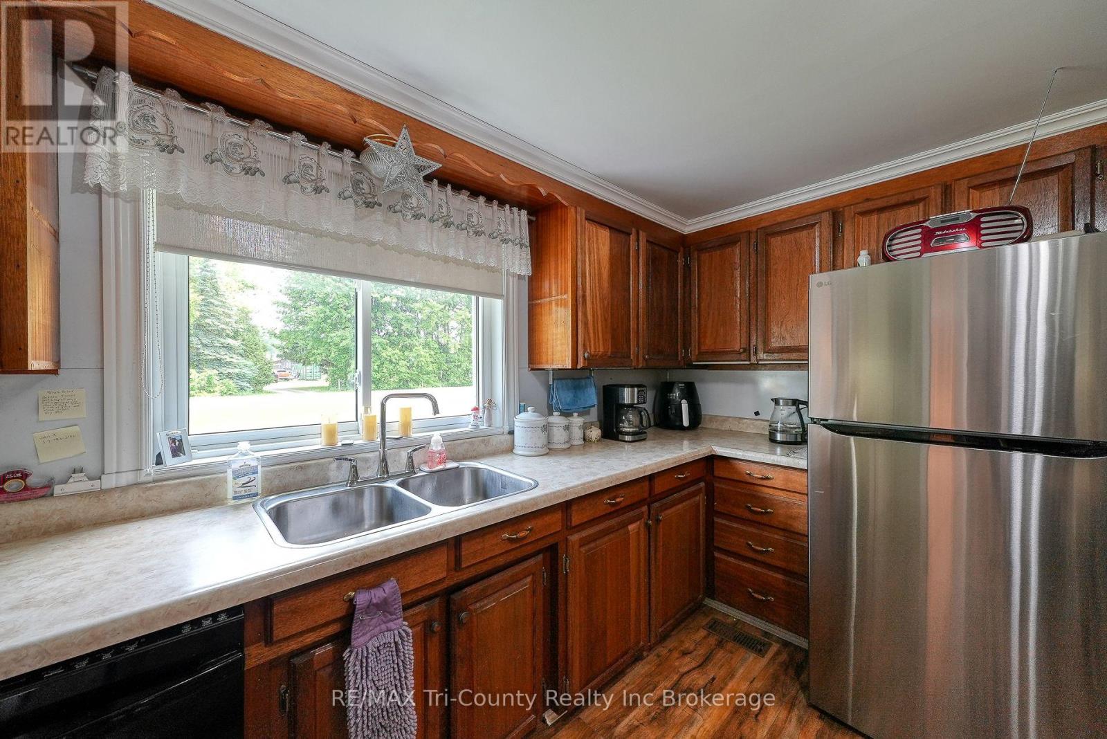 985 Norfolk County 28 Road, Norfolk, Ontario  N0E 1G0 - Photo 12 - X12409675