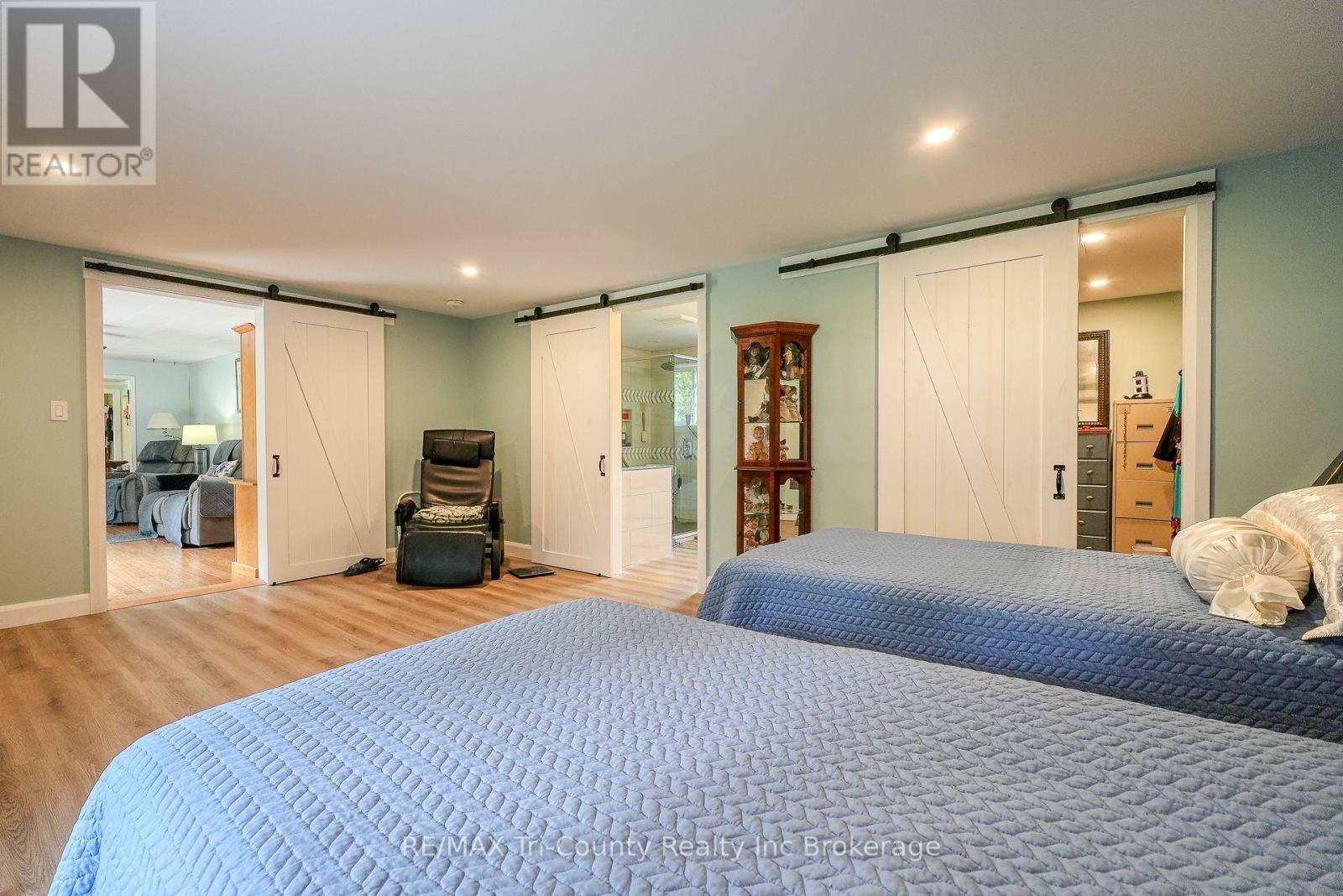 985 Norfolk County 28 Road, Norfolk, Ontario  N0E 1G0 - Photo 16 - X12409675