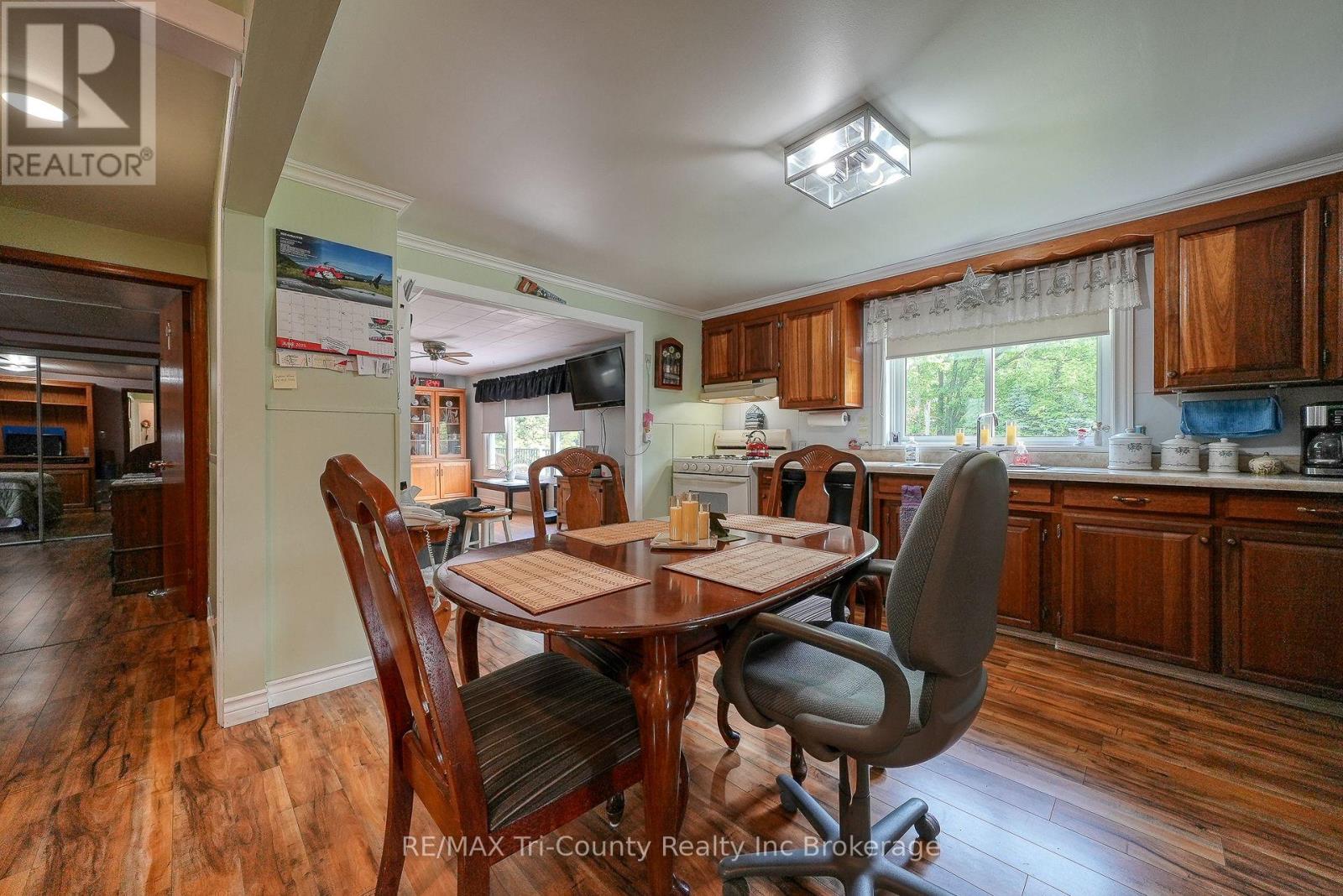 985 Norfolk County 28 Road, Norfolk, Ontario  N0E 1G0 - Photo 9 - X12409675