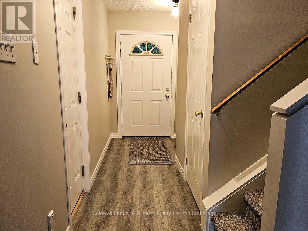 6 - 622 Wharncliffe Rd. South Road, London South (South P), Ontario  N6J 2N4 - Photo 29 - X12416077