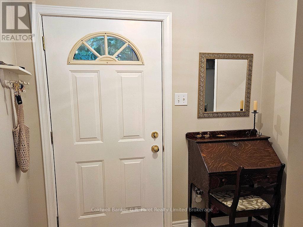 6 - 622 Wharncliffe Rd. South Road, London South (South P), Ontario  N6J 2N4 - Photo 4 - X12416077