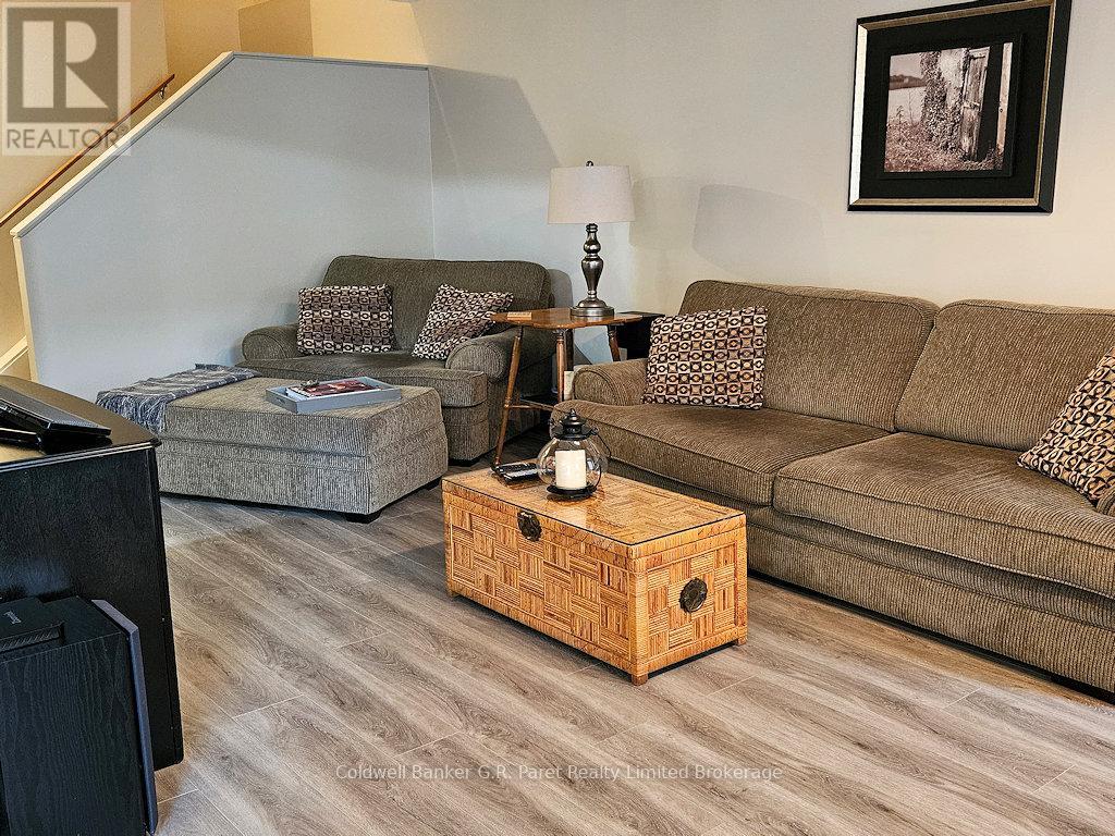 6 - 622 Wharncliffe Rd. South Road, London South (South P), Ontario  N6J 2N4 - Photo 9 - X12416077