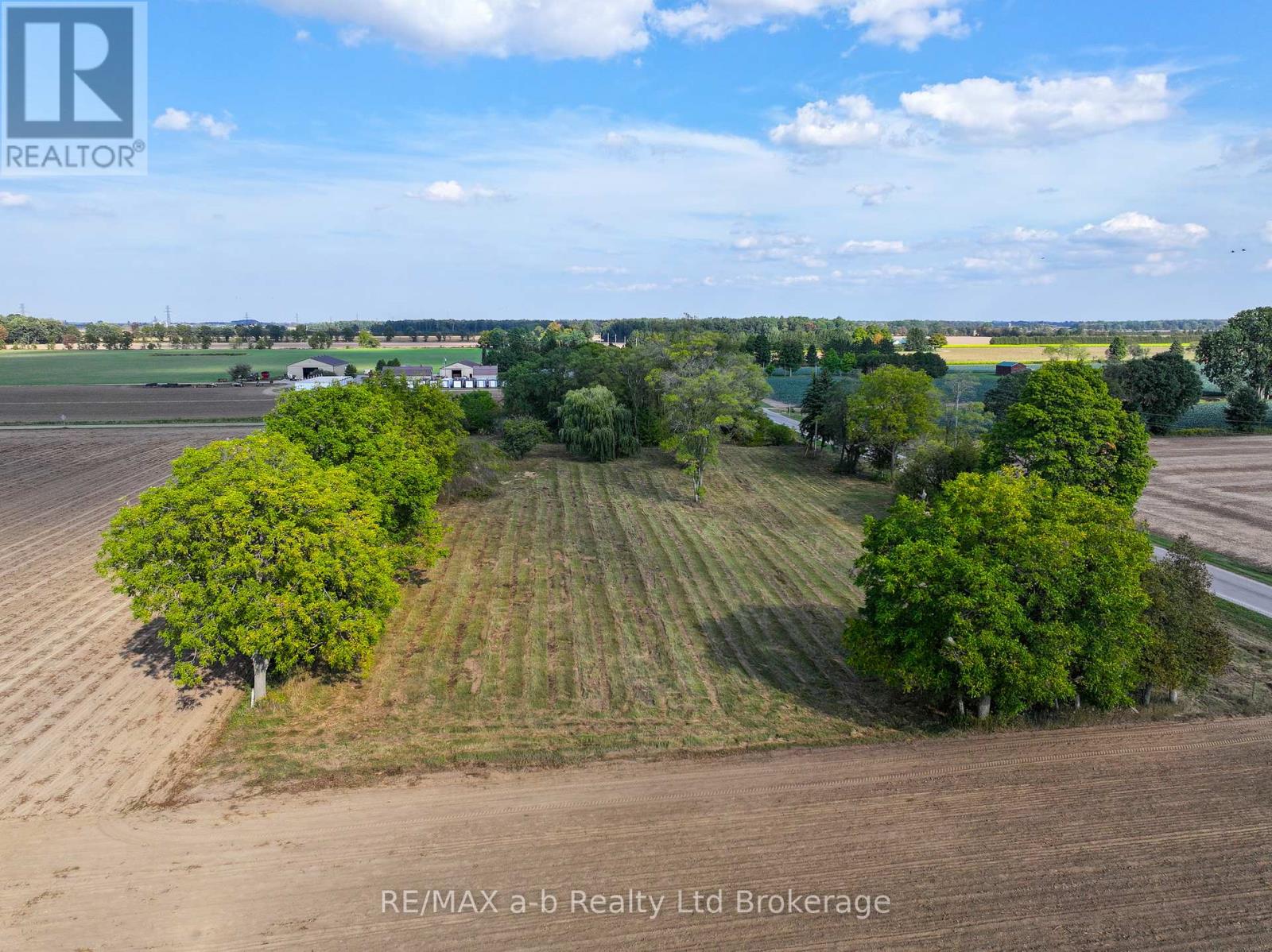 188 12th Concession Road, Brant (Brantford Twp), Ontario  N0E 1E0 - Photo 4 - X12418507