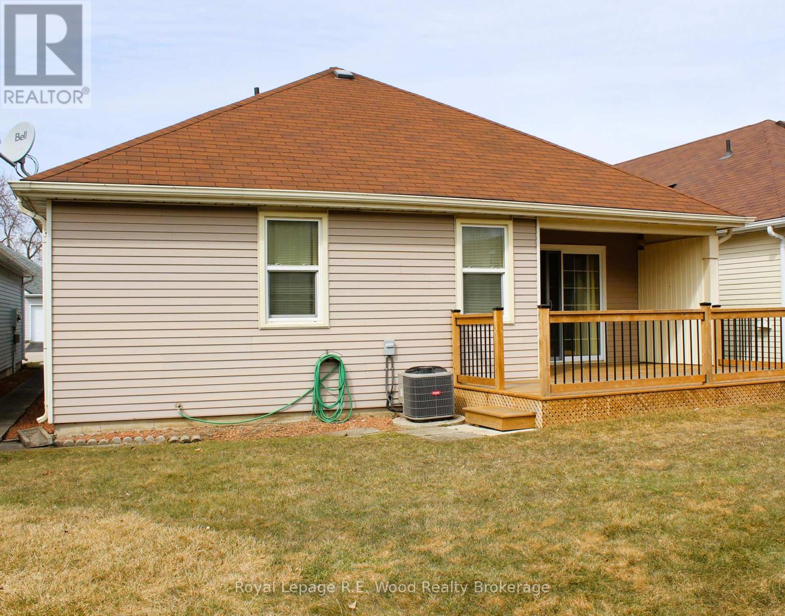 58 Hawkins Crescent, Tillsonburg, Ontario  N4G 5K7 - Photo 17 - X12421609