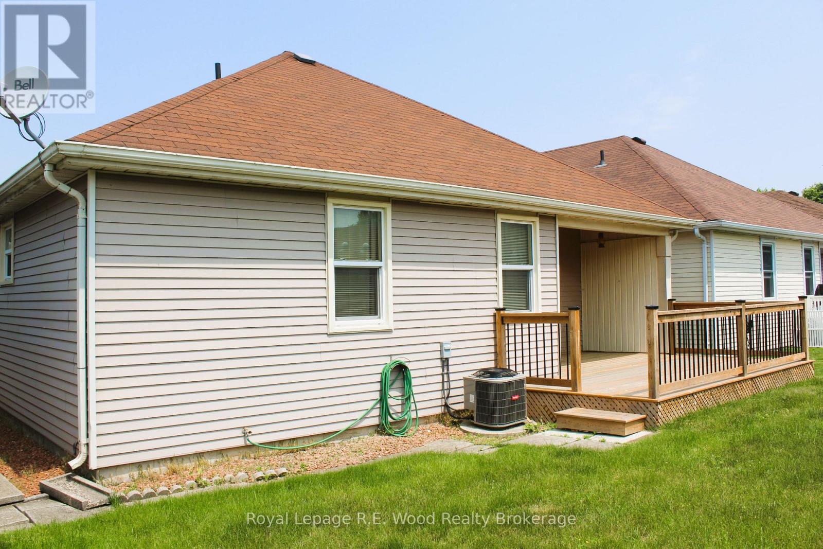 58 Hawkins Crescent, Tillsonburg, Ontario  N4G 5K7 - Photo 3 - X12421609