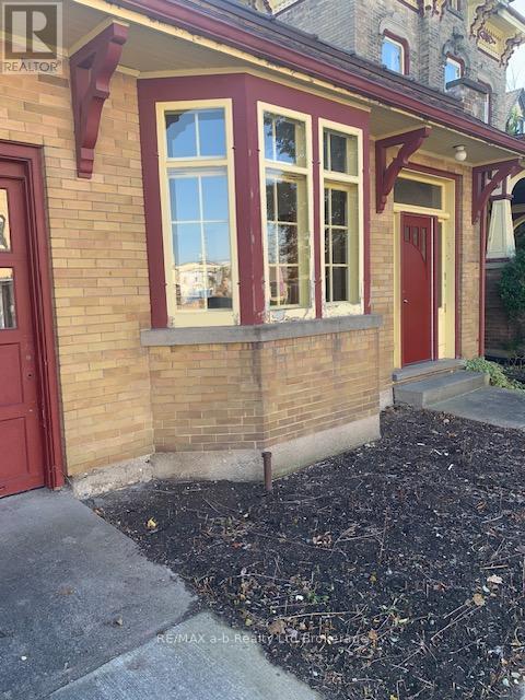 55 King Street W, Ingersoll (Ingersoll - South), Ontario  N5C 2J7 - Photo 3 - X12424661