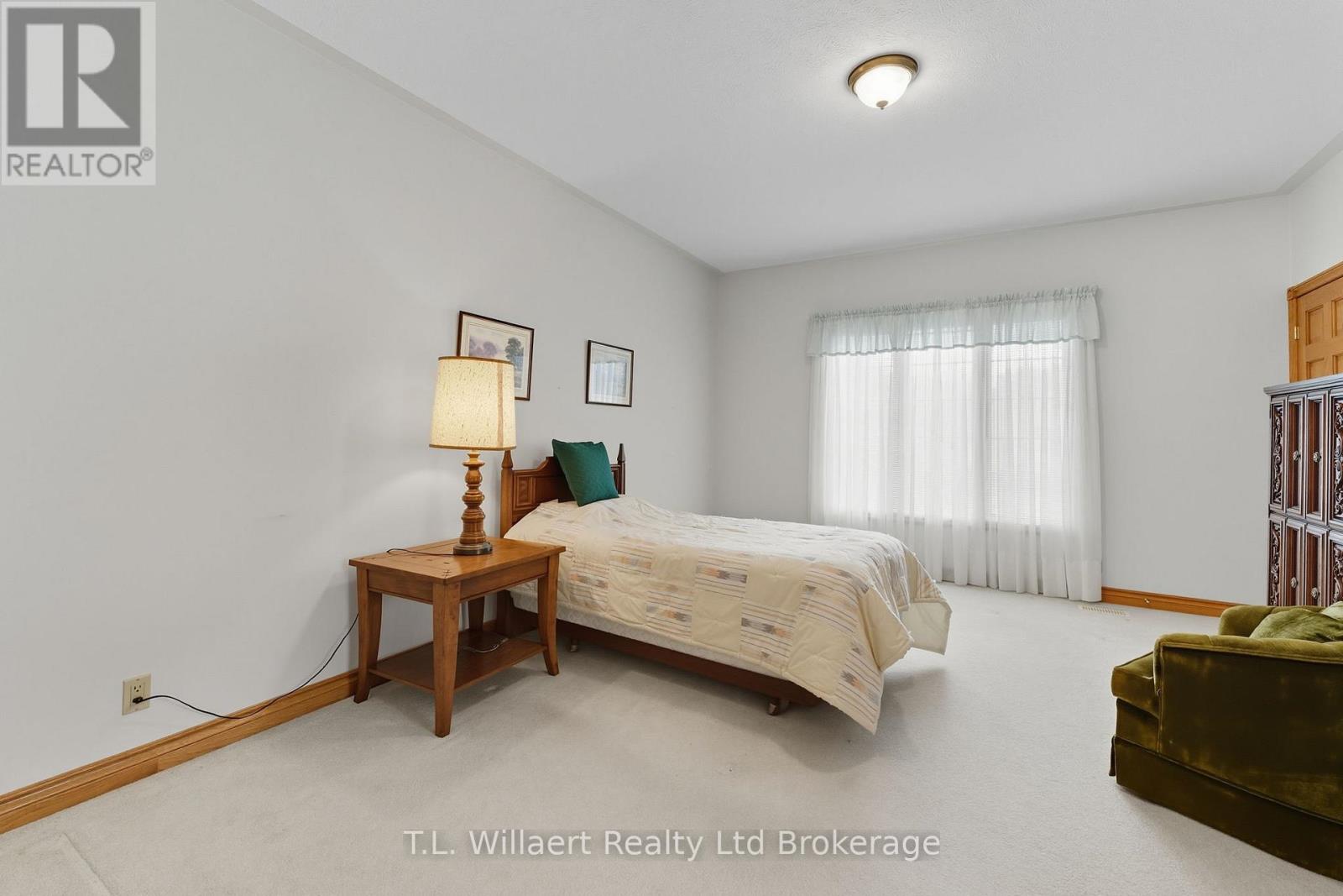 51 Demeyere Avenue, Tillsonburg, Ontario  N4G 5P8 - Photo 16 - X12426552