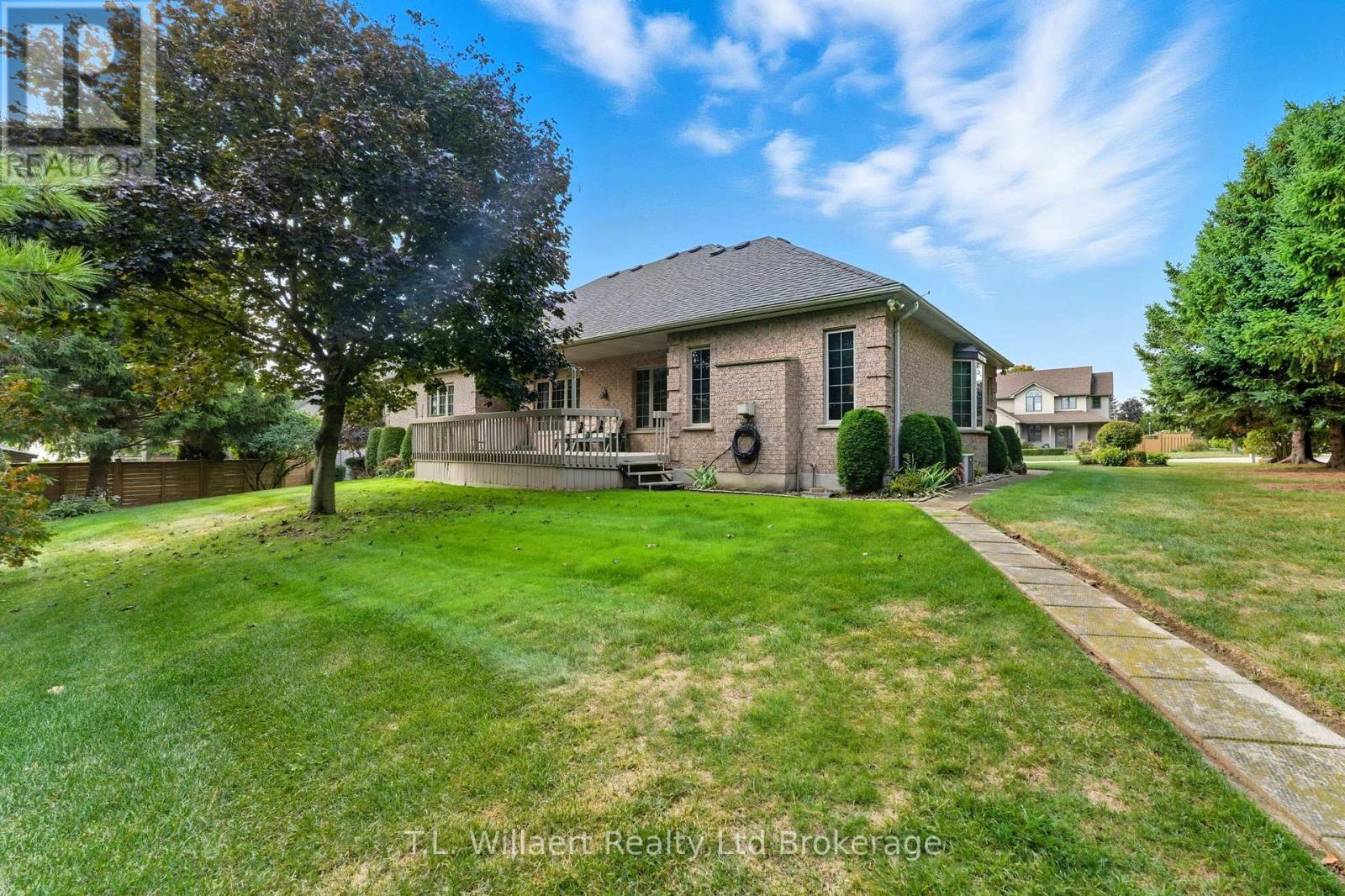 51 Demeyere Avenue, Tillsonburg, Ontario  N4G 5P8 - Photo 28 - X12426552