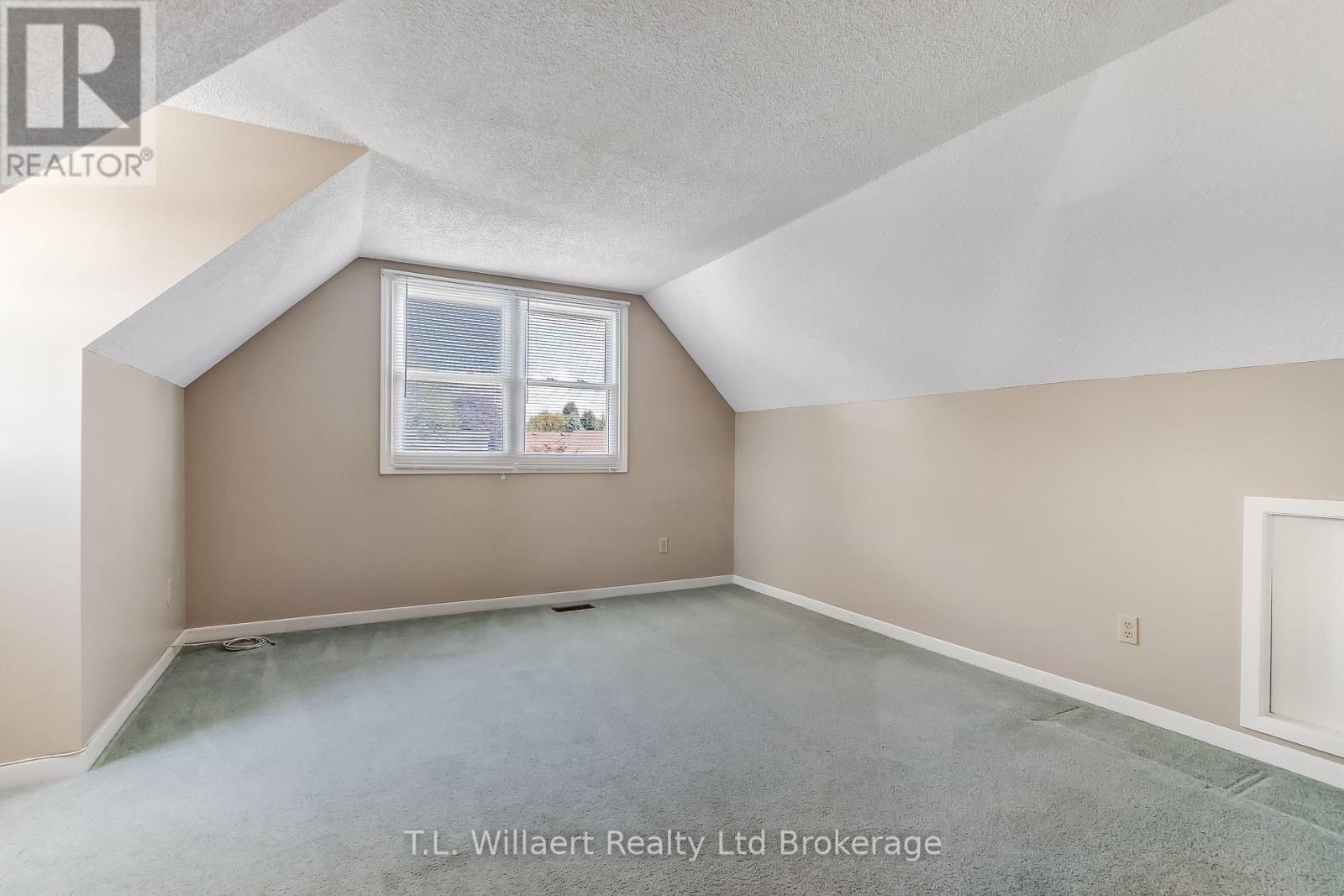 62 Edwin Crescent, Tillsonburg, Ontario  N4G 5H6 - Photo 21 - X12437621