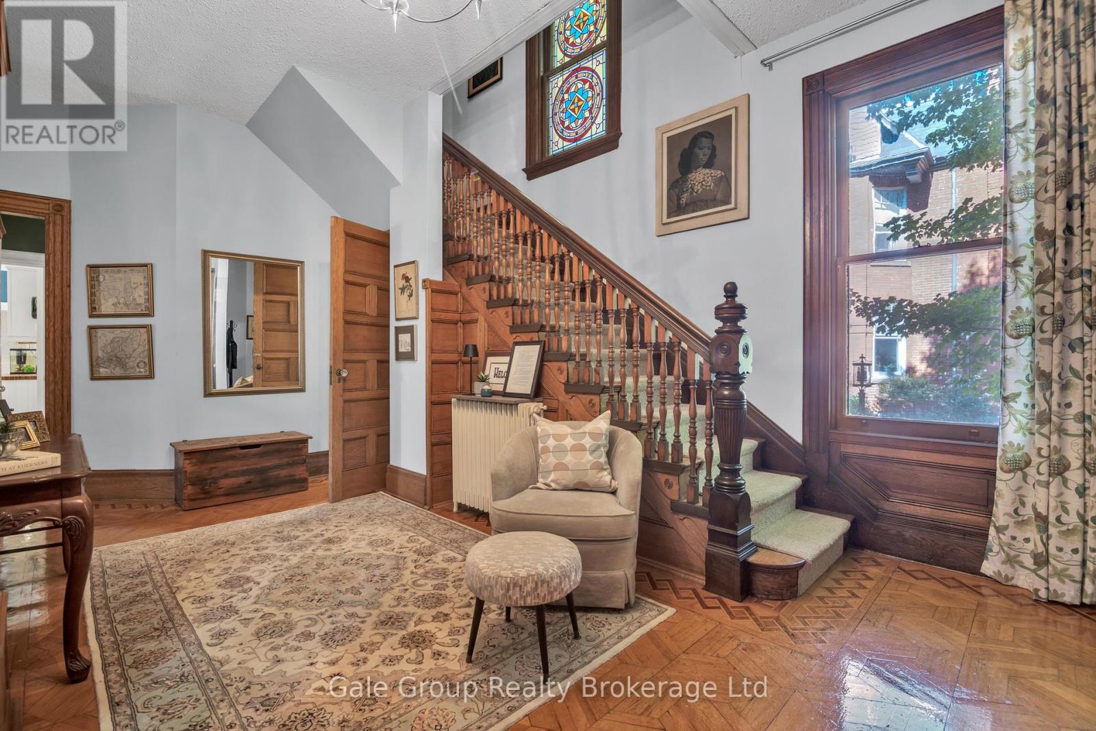 105 Vansittart Avenue, Woodstock (Woodstock - North), Ontario  N4S 6E5 - Photo 23 - X12442097