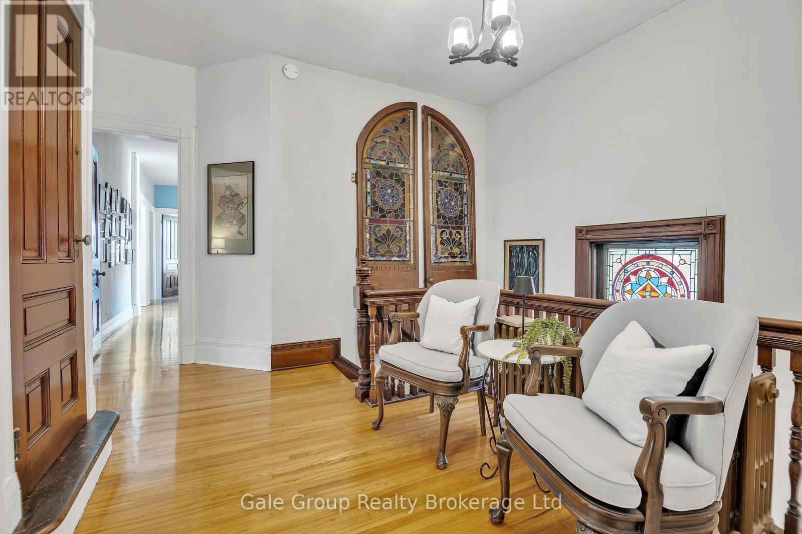 105 Vansittart Avenue, Woodstock (Woodstock - North), Ontario  N4S 6E5 - Photo 30 - X12442097