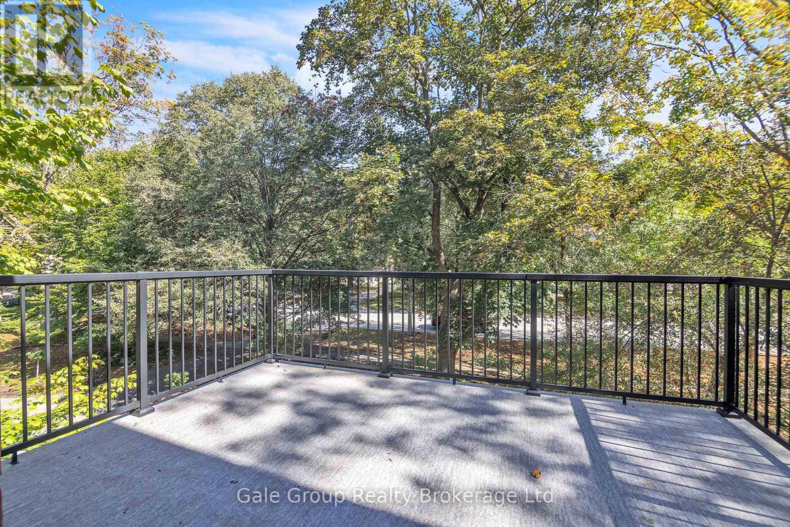 105 Vansittart Avenue, Woodstock (Woodstock - North), Ontario  N4S 6E5 - Photo 45 - X12442097