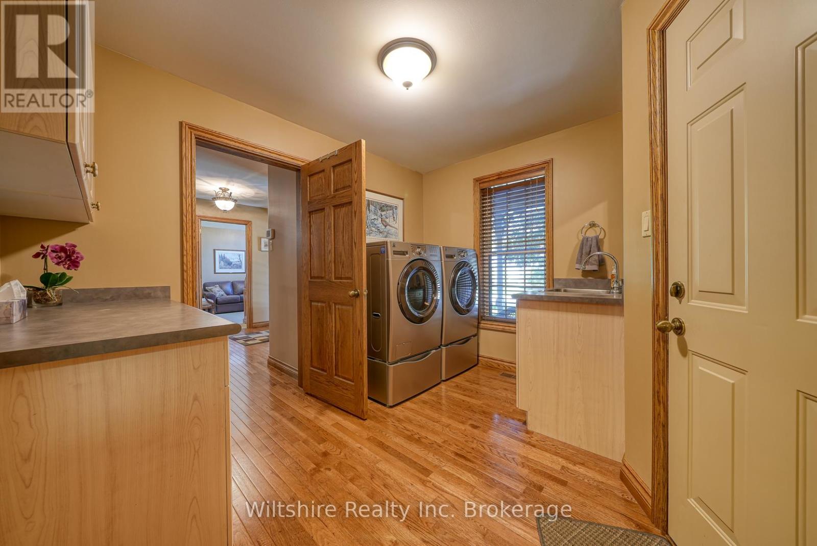 5 Whispering Pine Lane, Tillsonburg, Ontario  N4G 5V4 - Photo 22 - X12443081