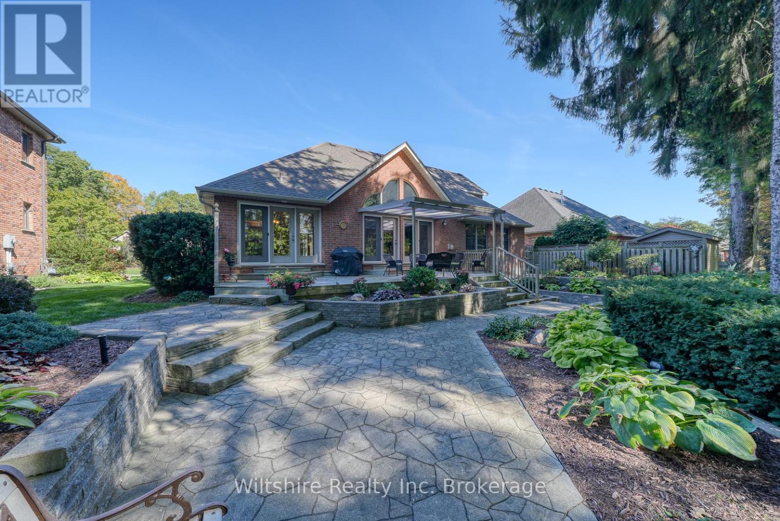 5 Whispering Pine Lane, Tillsonburg, Ontario  N4G 5V4 - Photo 33 - X12443081