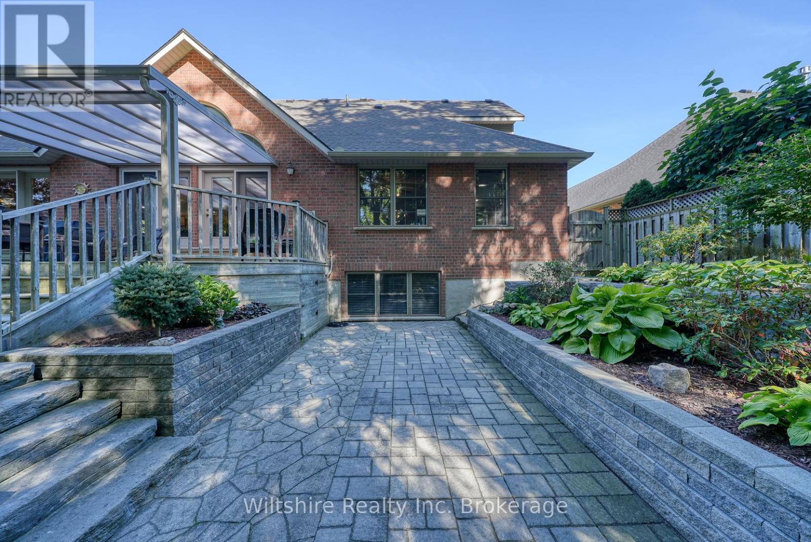 5 Whispering Pine Lane, Tillsonburg, Ontario  N4G 5V4 - Photo 39 - X12443081